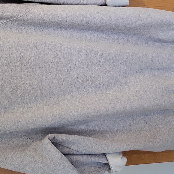 Calvin Klein Sweater - Picture 11 of 17